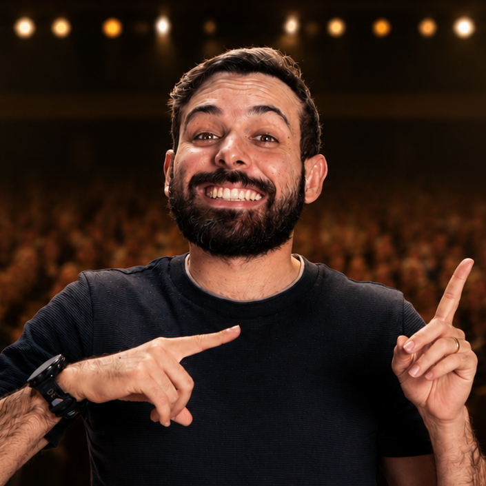 Ítalo Sena | Humorista, Shows de Stand Up e Agenda Oficial